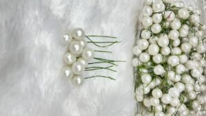 Pearl with stem